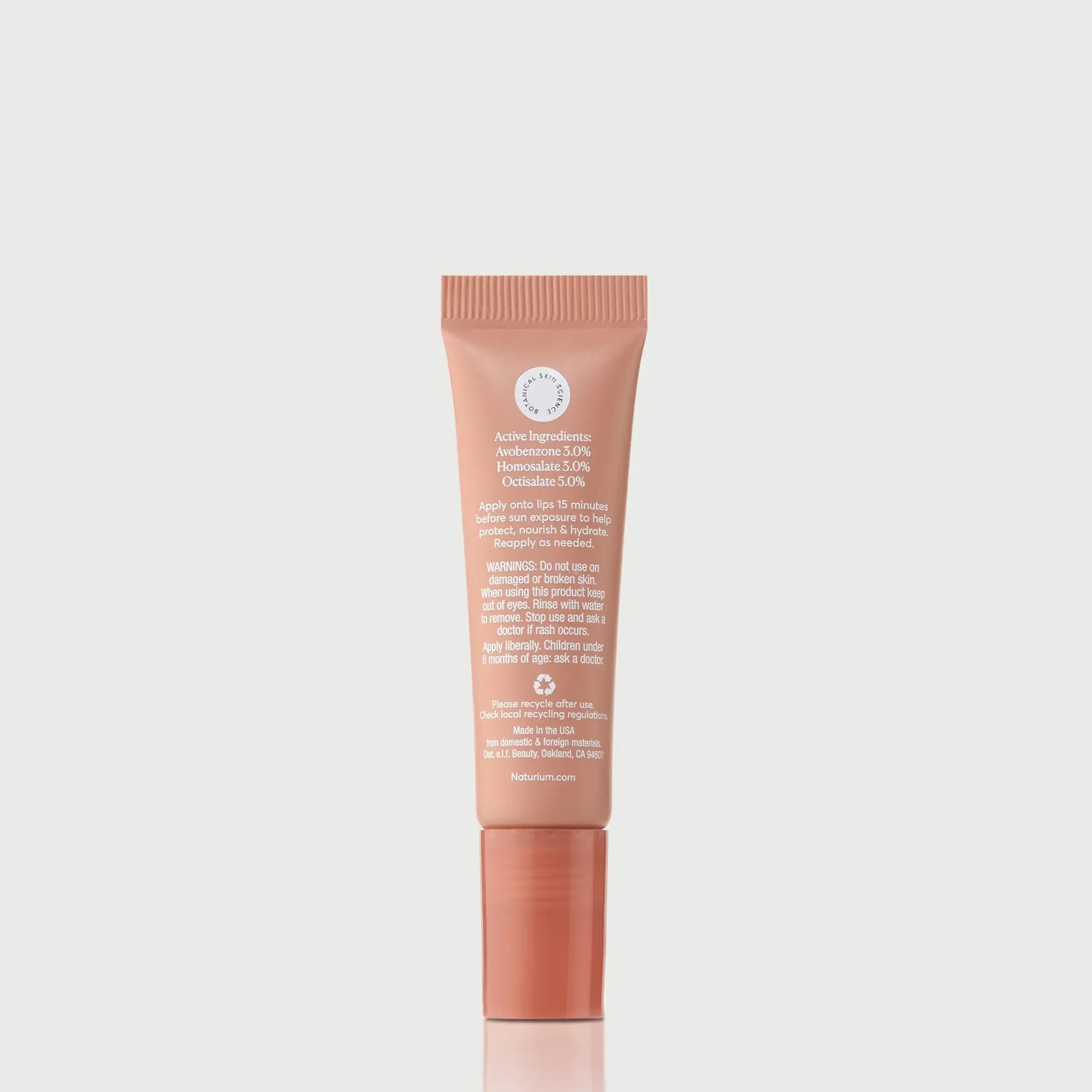 phyto-glow-lip-balm-spf-45-getaway-p9 NATR-10126_PhytoGlow_SPF_Getaway_primary_capon_back_bonebkgd_1.webp