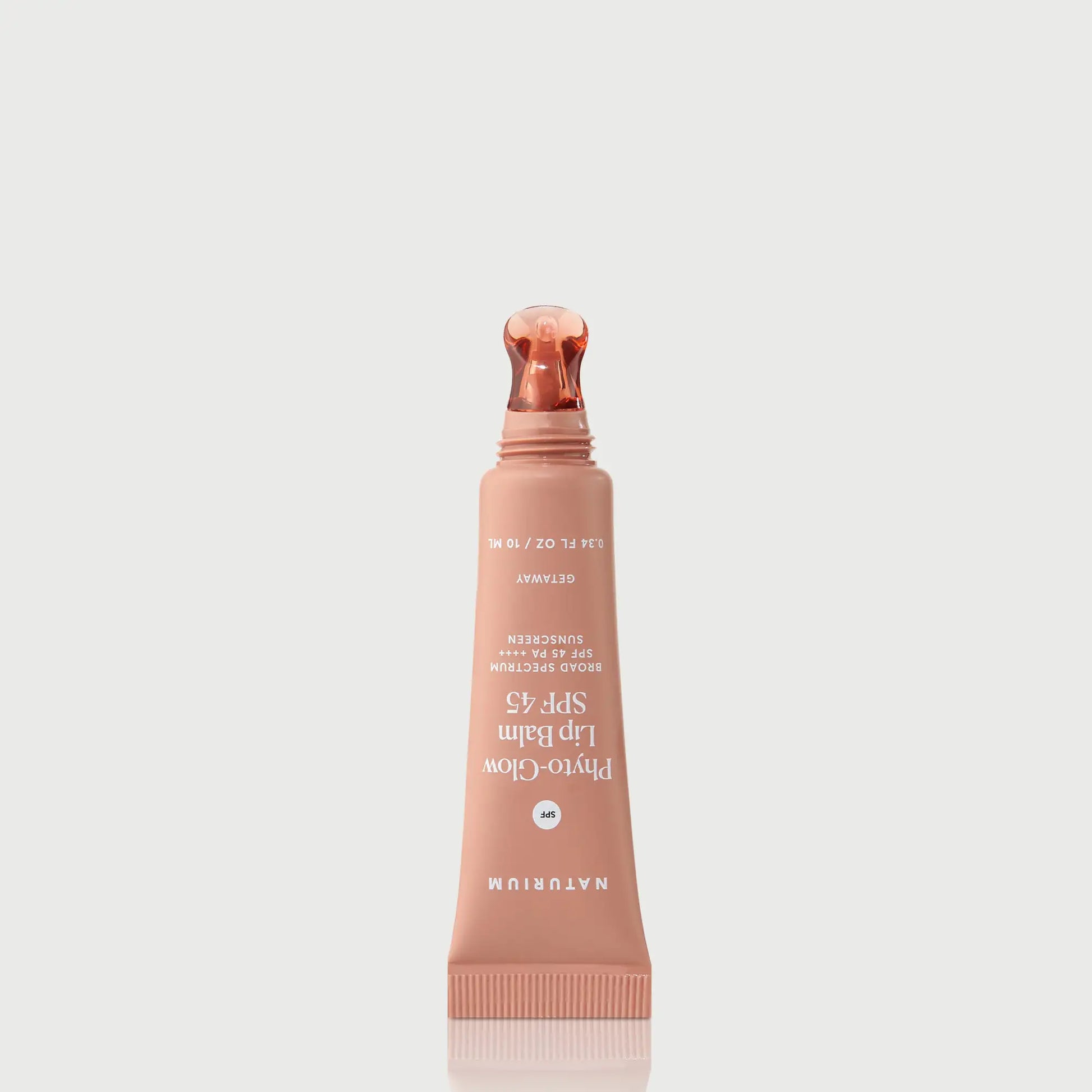 phyto-glow-lip-balm-spf-45-getaway-p9 NATR-10126_PhytoGlow_SPF_Getaway_primary_nocap_bonebkgd_1.webp