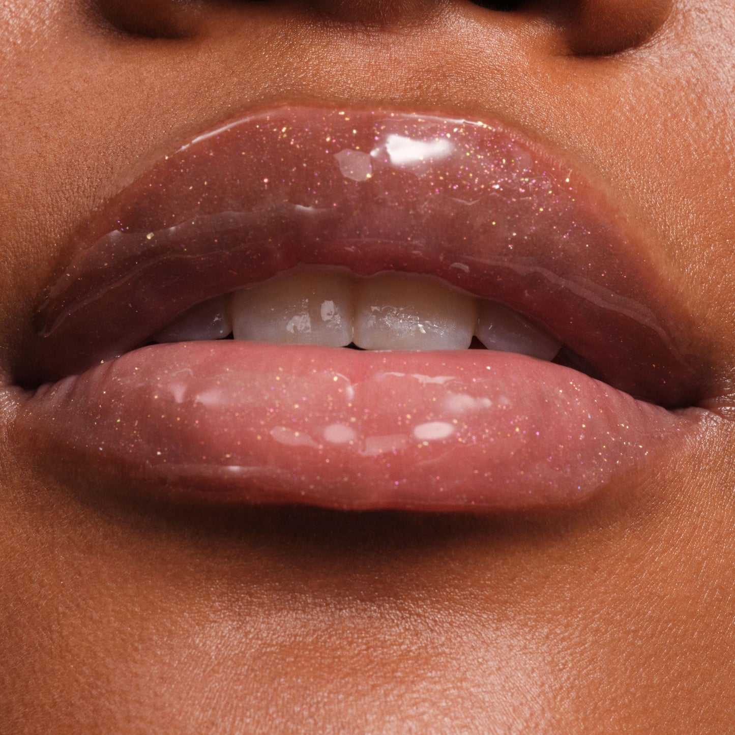 phyto-glow-lip-balm-shimmer-stardust-l1 NATR-10131-Phyto-Glow-Lip-Hover-Stardust.jpg