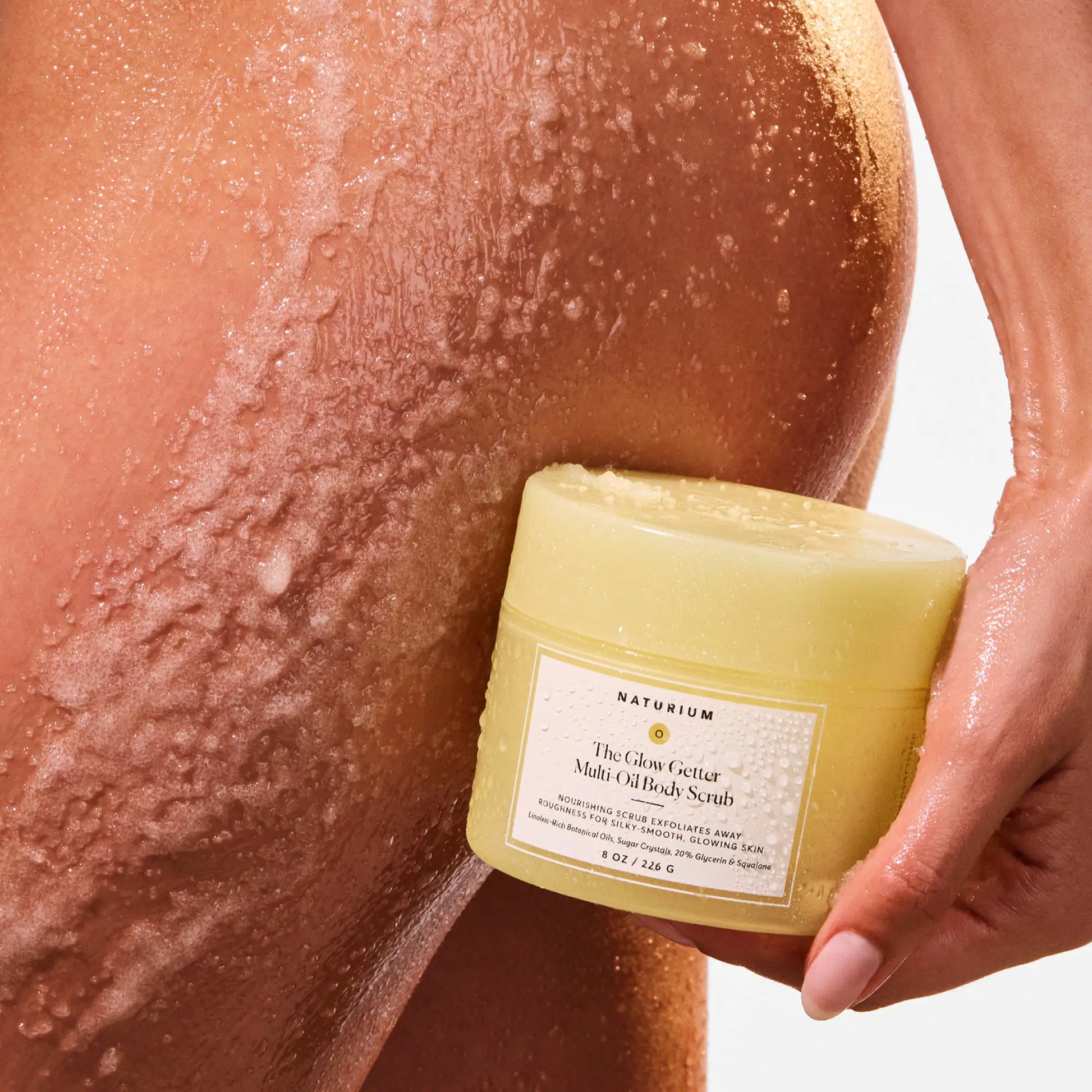 the-glow-getter-multi-oil-body-scrub-x9 NATR-40028-Alt-Image-The_Glow_Getter_Multi-Oil_Body_Scrub-07.webp