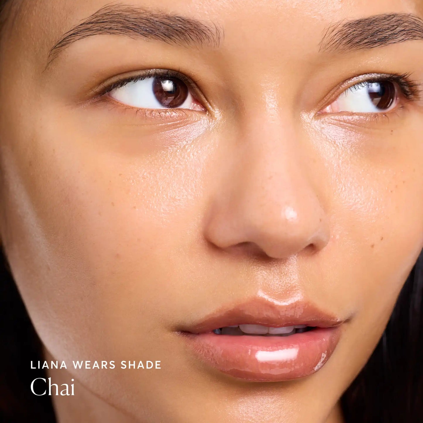 phyto-glow-lip-balm-chai-p0 NATR-60111-Alt-Images-Phyto-Glow-Lip-Balm-Chai-04.webp