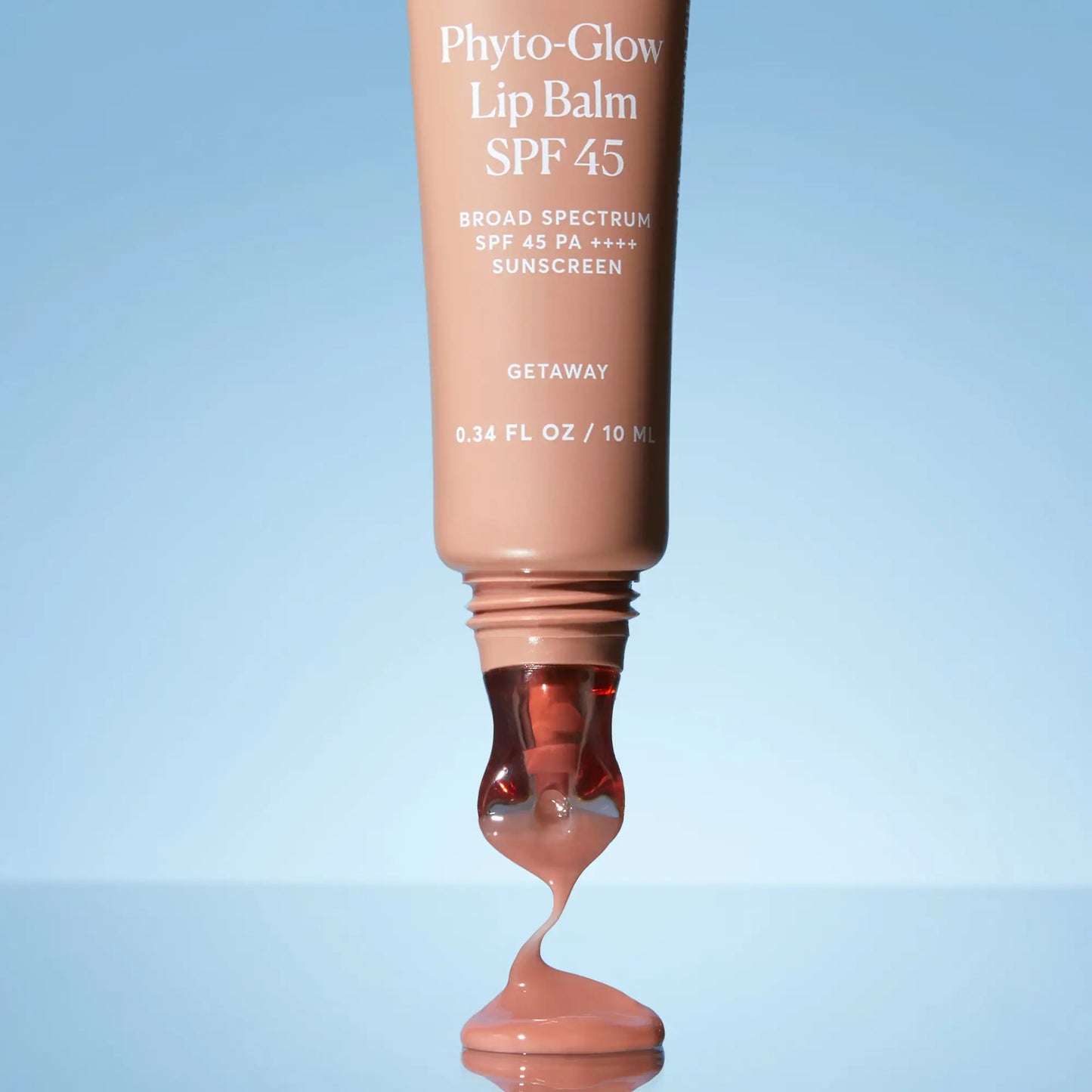 phyto-glow-lip-balm-spf-45-getaway-p9 phytoglowSPF-getaway_11268-1x1.webp